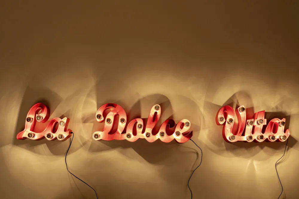 wandlamp_la_dolce_vita_cm_2.webp KARE Design Wandlamp La Dolce Vita 190cm