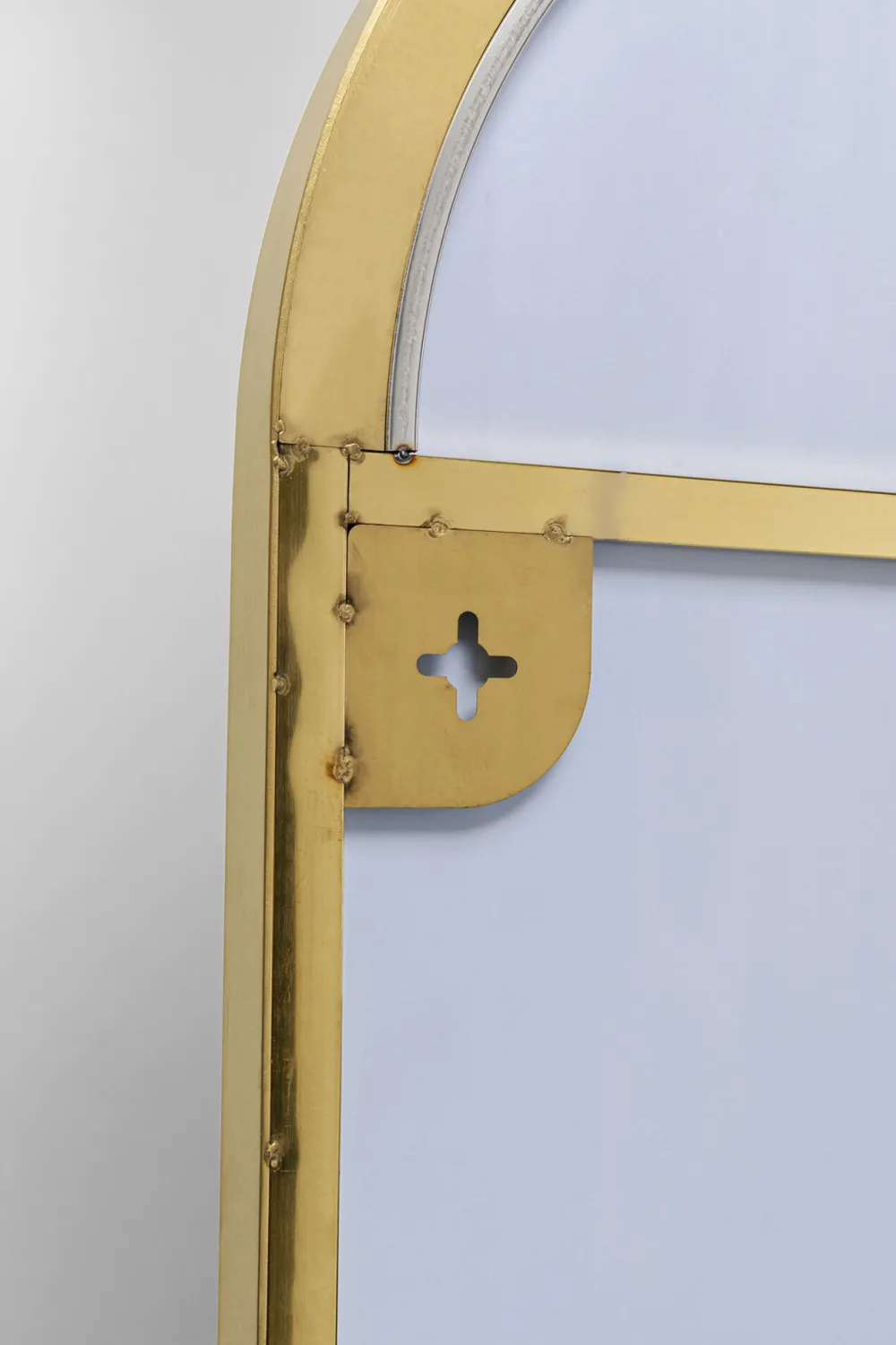 wandspiegel_daisy_xcm_3.webp KARE Design Wandspiegel Daisy 165x55cm