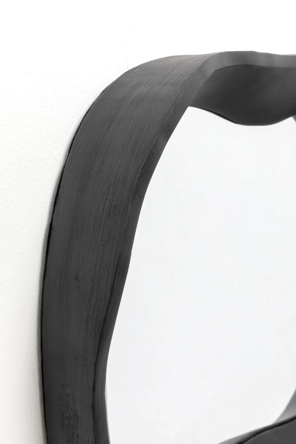 wandspiegel_dynamic_black_xcm_2.webp KARE Design Wandspiegel Dynamic Black 40x34cm