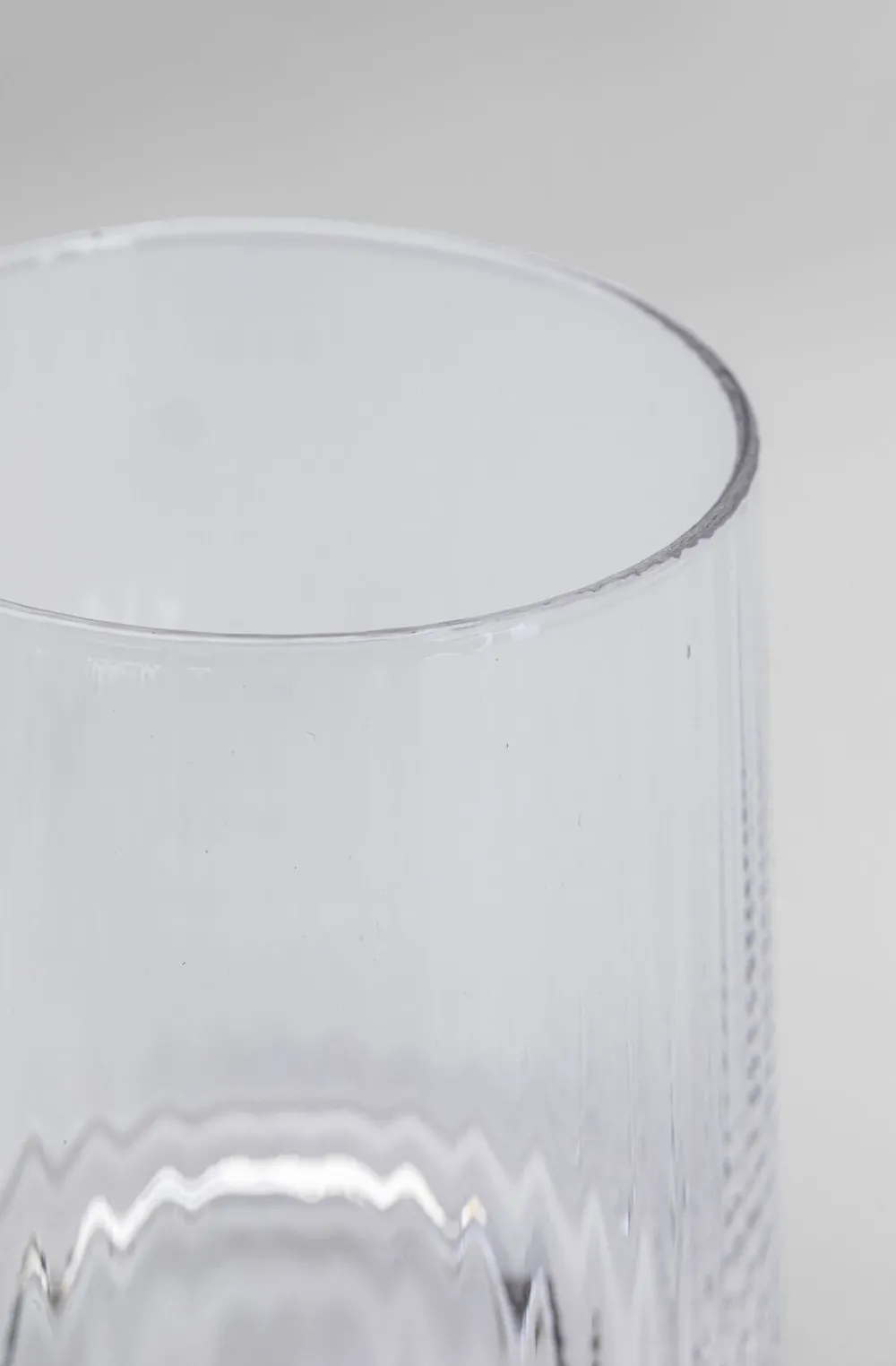 waterglas_riffle_cm_0-1.webp KARE Design Waterglas Riffle 11cm