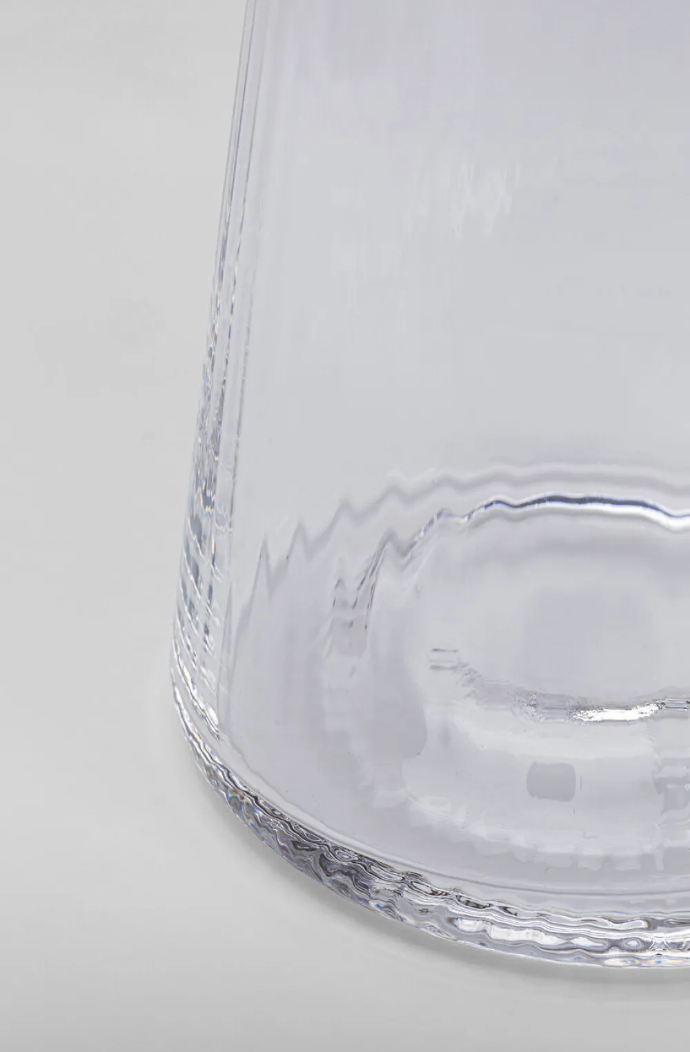 waterglas_riffle_cm_1-1.webp KARE Design Waterglas Riffle 11cm